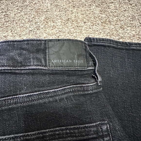 AE Strigid Mom Jean - Picture 5 of 8